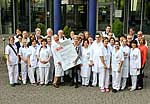 Das Mitarbeiterteam mit Klinikdirektor Das Mitarbeiterteam mit Klinikdirektor