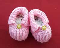 Klaiene Schuhe symbolisieren Säuglinge. Klaiene Schuhe symbolisieren Säuglinge.